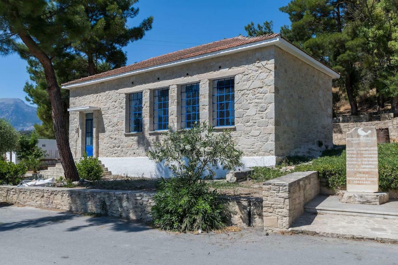 Diogenis House Apartment Moirai Exterior photo
